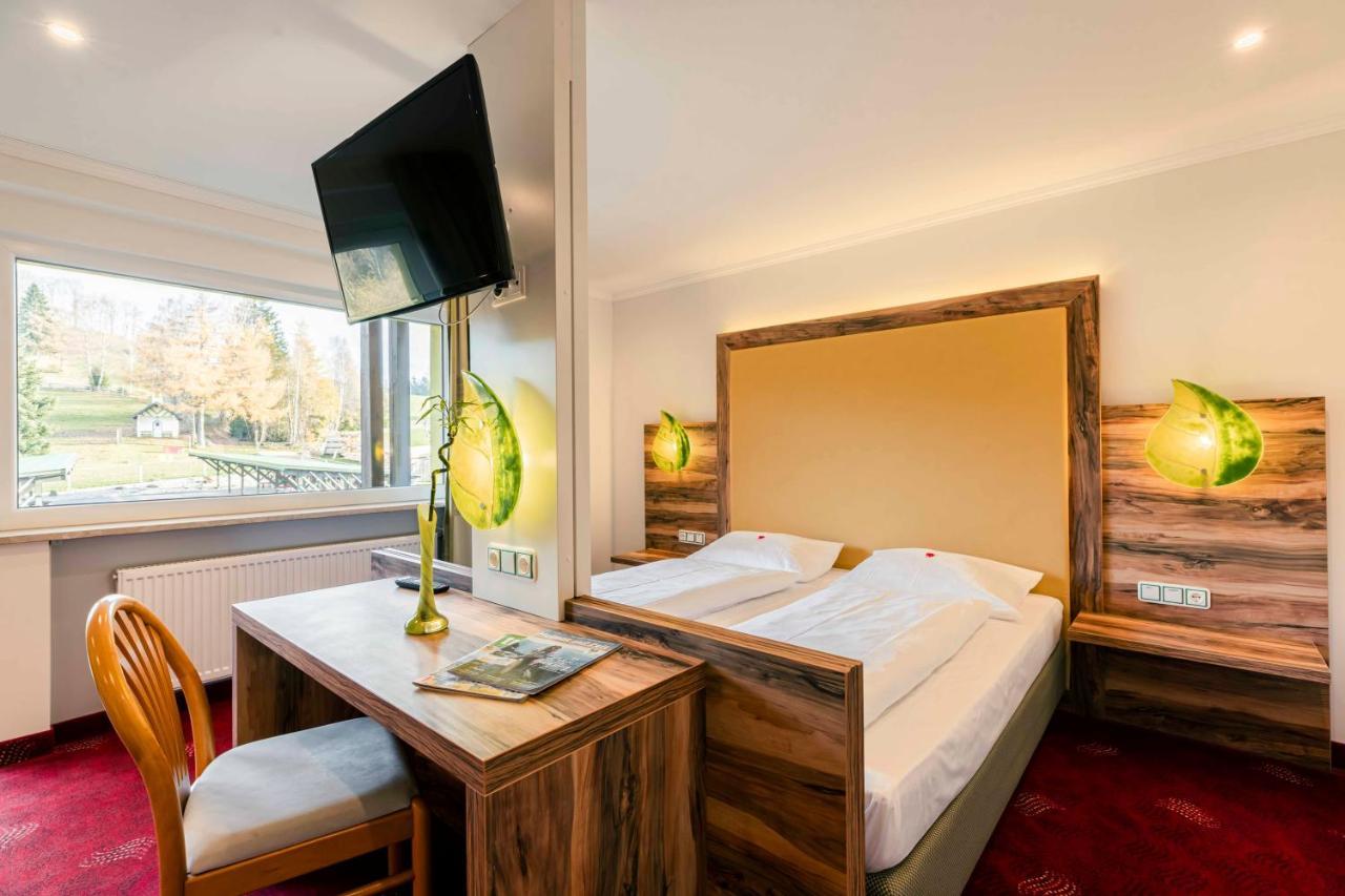 Landhotel Gruenwies -Bonsai-Wellness Garni (Adults Only) Lohberg Exteriör bild